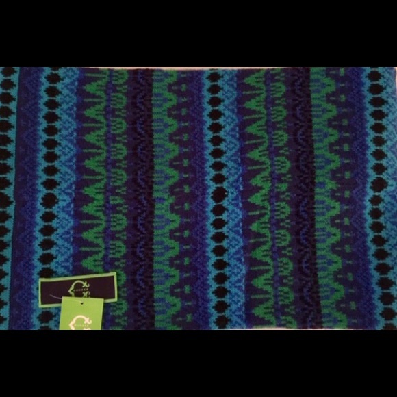 NEW C. WONDER ULTRA INFINITY SCARF - Picture 2 of 4